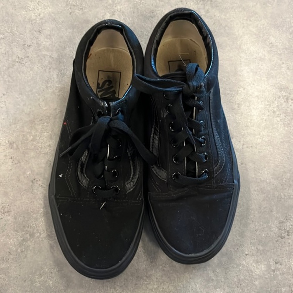 Black Vans